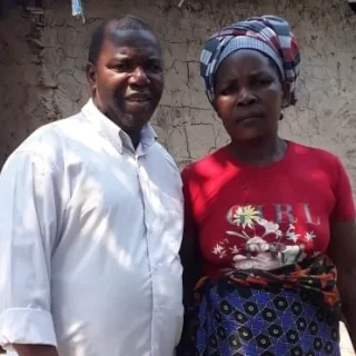 17- Victor e Josefa Chirombo Missace (Dondo, Moçambique )